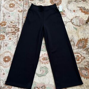 Black wide-leg lounge pants